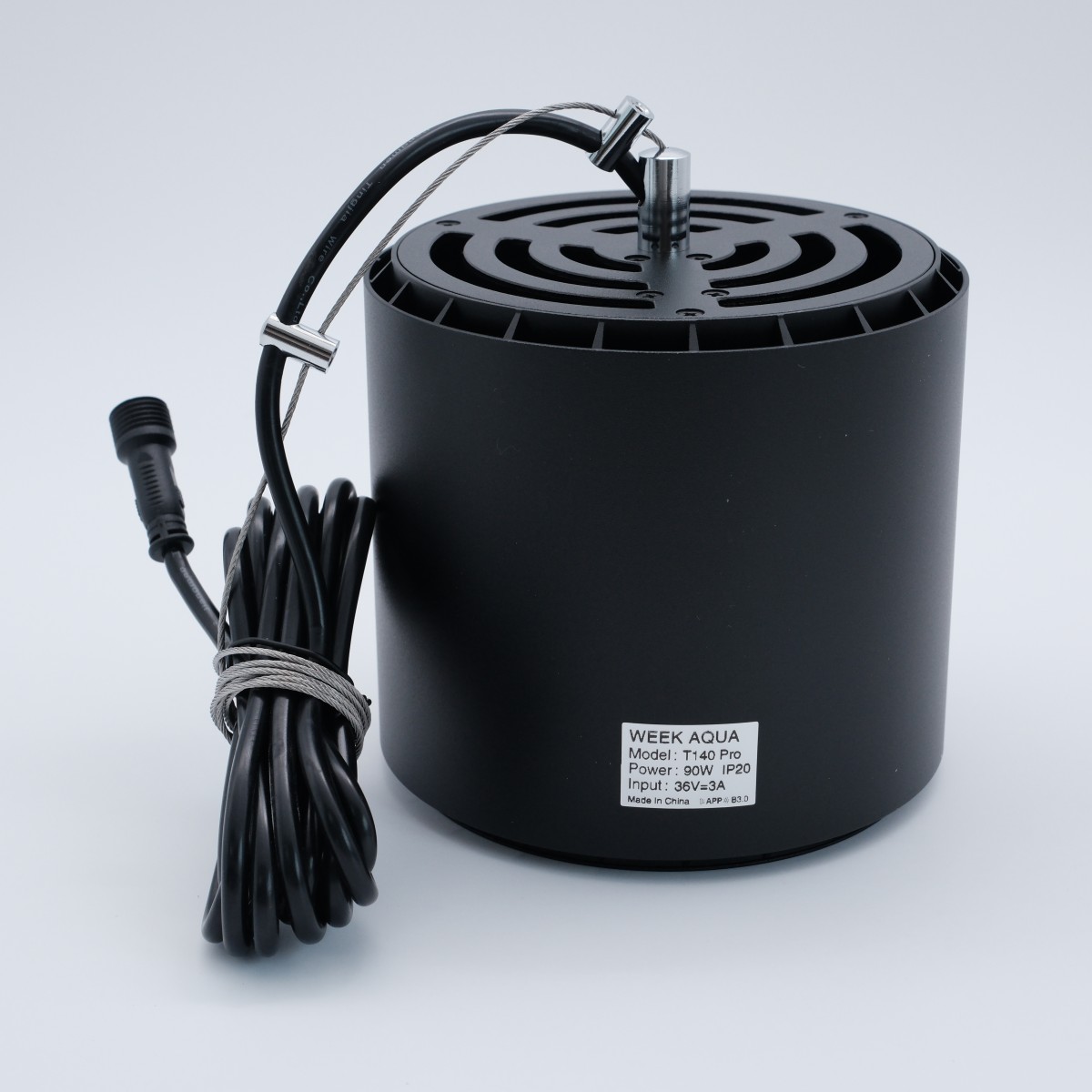T140Pro 90W 高輝度フルスペクトラムLED水槽植物 - Planted Aquarium Aquascape のレビューと価格